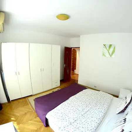 City Center Studio Unirii شقة *